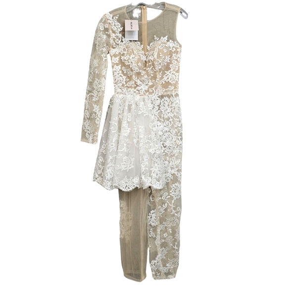 Nwt Ballbella Ivory/Nude Illusion Lace One Shoulder Longsleeve Bridal /Jumpsuit - Picture 2 of 16